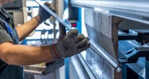 ¿Por qué el confinamiento afectó más a la economía madrileña que a la catalana? confinamiento economía comunidades afectadas confinamiento