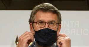 A Rúa, Chantada, Sarria y Ribeira: en el punto de mira por el coronavirus Feijóo con mascarilla. Fuente: ultimahora.es municipios galicia covid a rúa coronavirus