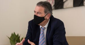 Raúl Caro-Accino, alcalde de Linares: «Haber conseguido el Parque de Santana me parece histórico»