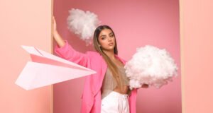 Adriana Torrón: «Cada vez que escucho mi EP me empodero más» Adriana Torrón