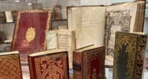 La Feria del Libro Antiguo vuelve con una treintena de anticuarias y revistas satíricas del siglo XIX feria internacional libro antiguo madrid