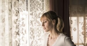 «La maniobra de la tortuga»: plano cenital/pesquisa policial crítica película la maniobra de la tortuga natalia de molina