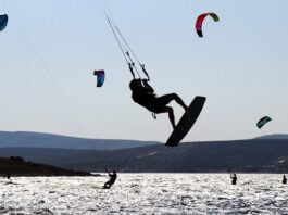 qué hacer en Tarifa cursos de kitesurf