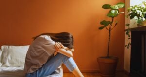 Cómo un psicólogo trata la baja autoestima y sus efectos emocionales cómo tratar la baja autoestima