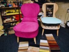 El arte del tapizado como clave en la decoración de interiores Tapizado de sillas con tela moderna y elegante, transformando un espacio con estilo en Barcelona